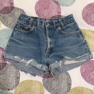 Levi distressed jean shorts